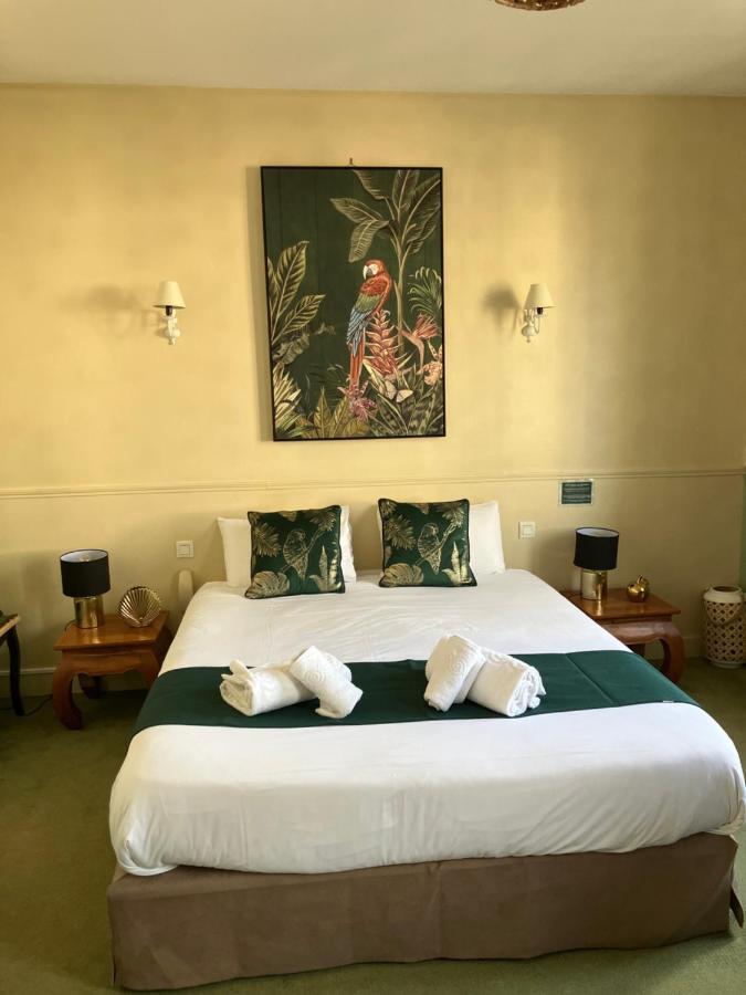 Hotel De La Cote Fleurie Довіль Екстер'єр фото
